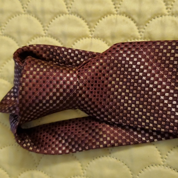 Necktie - Picture 3 of 3